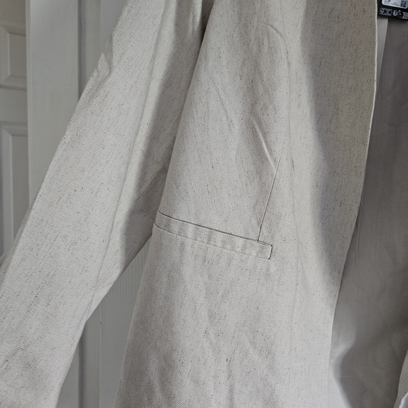 Vero Moda Beige Women's Suit Jacket - Picture 2 of 5